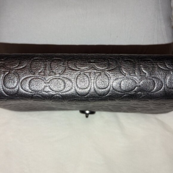 Coach Dinky Bag, Metallic Graphite Signature Leather EUC - Picture 8 of 16